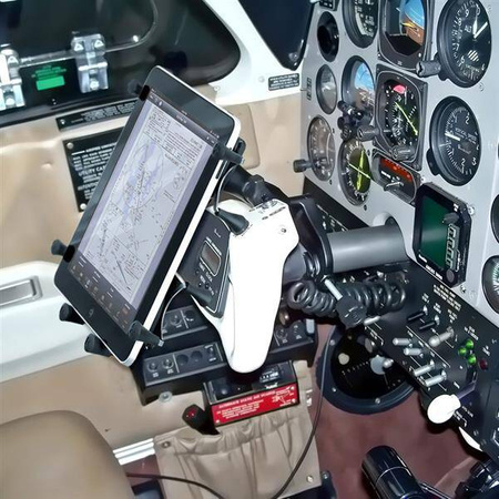 Крепление RAM® X-Grip® с основанием с хомутом и зажимом для планшетов с диагональю 9–11 дюймов