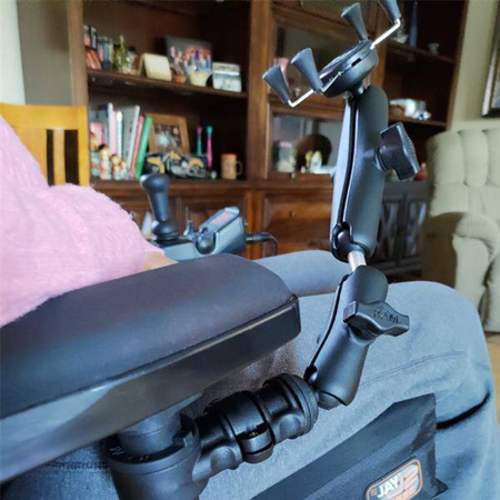 Крепление для телефона RAM® для подлокотников для инвалидных колясок с быстросъемным и поворотным механизмом