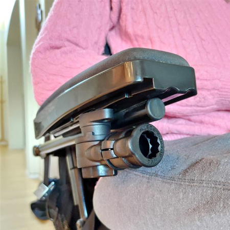 Универсальная база для инвалидных колясок RAM® с функцией быстрого освобождения и поворота