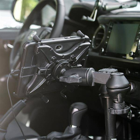 Универсальный держатель RAM® X-Grip® для планшетов с диагональю 9–11 дюймов