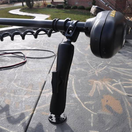 Стабилизатор троллингового двигателя RAM® с хомутом для шланга — длинный